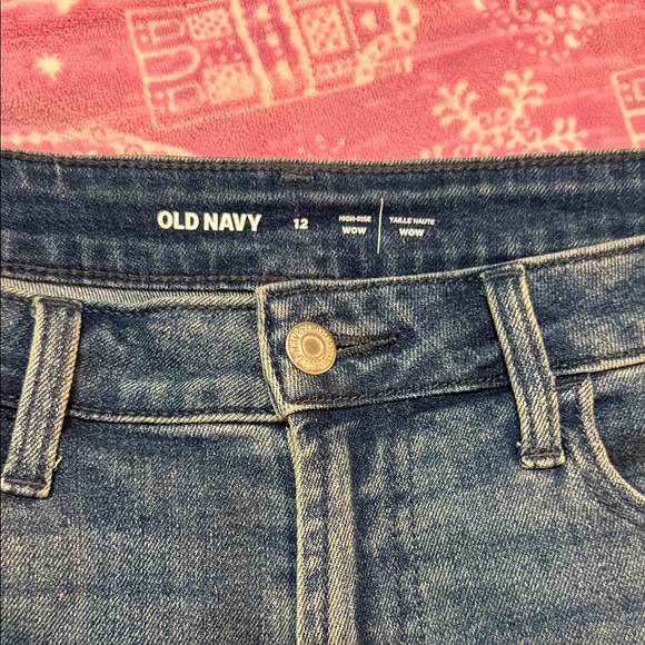 OLD NAVY | High-Rise Wow Jean Short size 12 - Picture 3 of 6